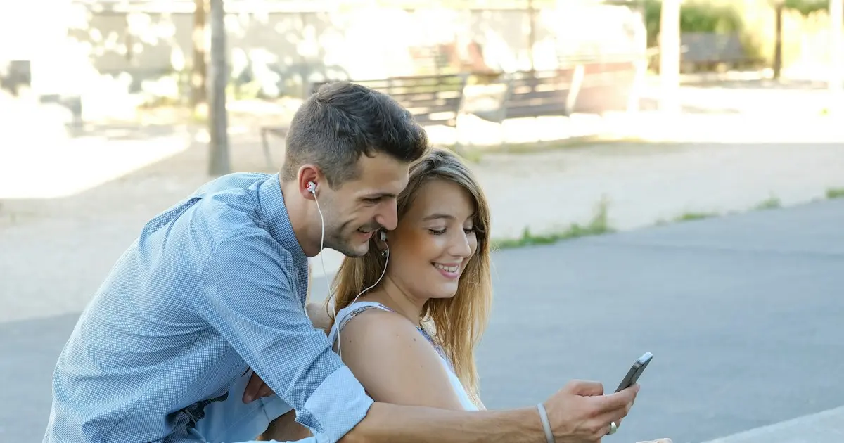 Dating profile improvement smartphone